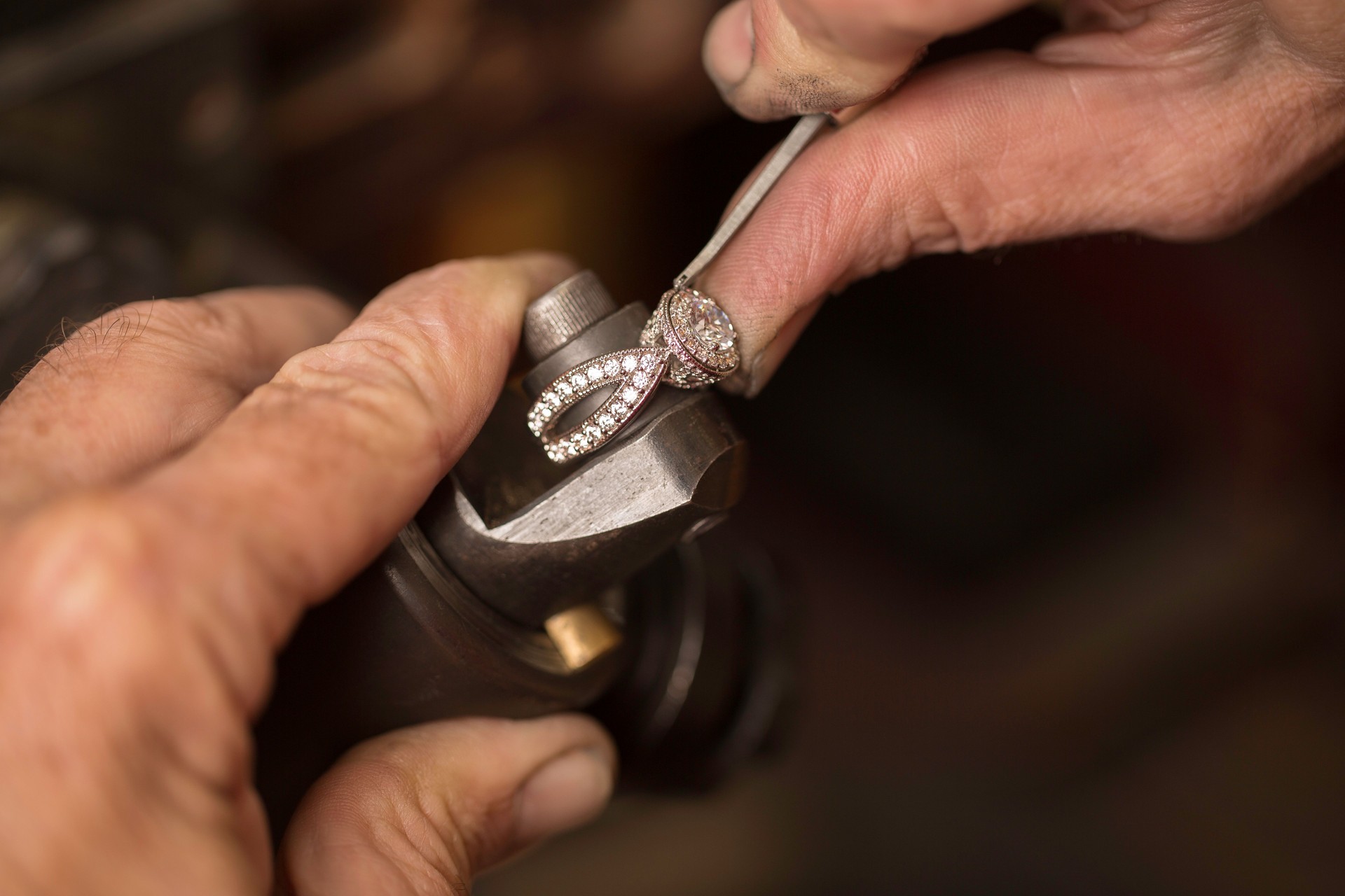 Jeweler Repairs Diamond Ring